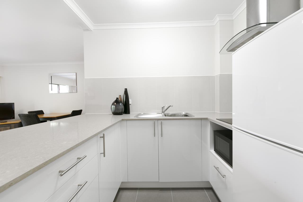 Mt Ommaney Hotel Apartments Brisbane Exterior foto