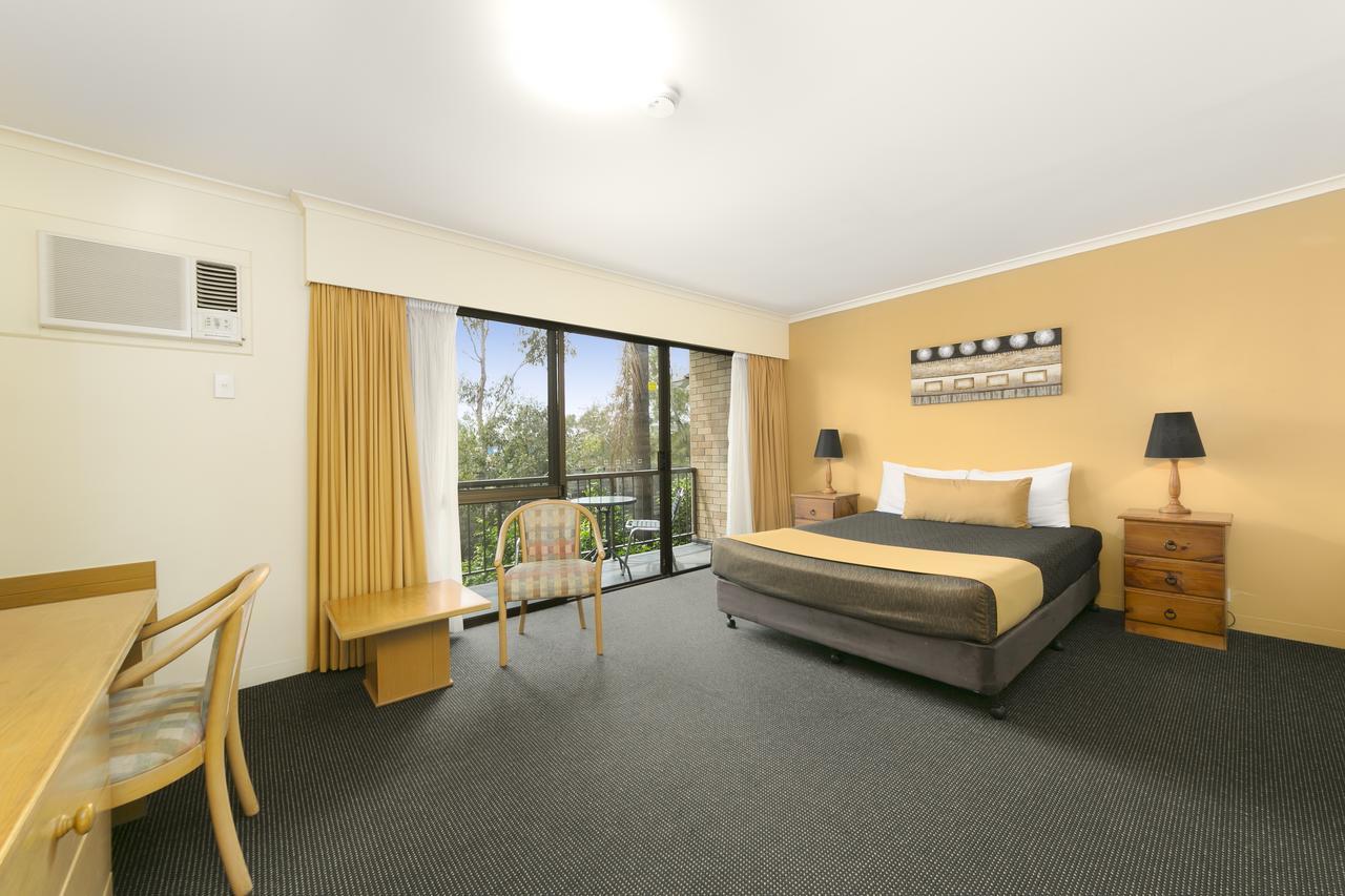 Mt Ommaney Hotel Apartments Brisbane Exterior foto