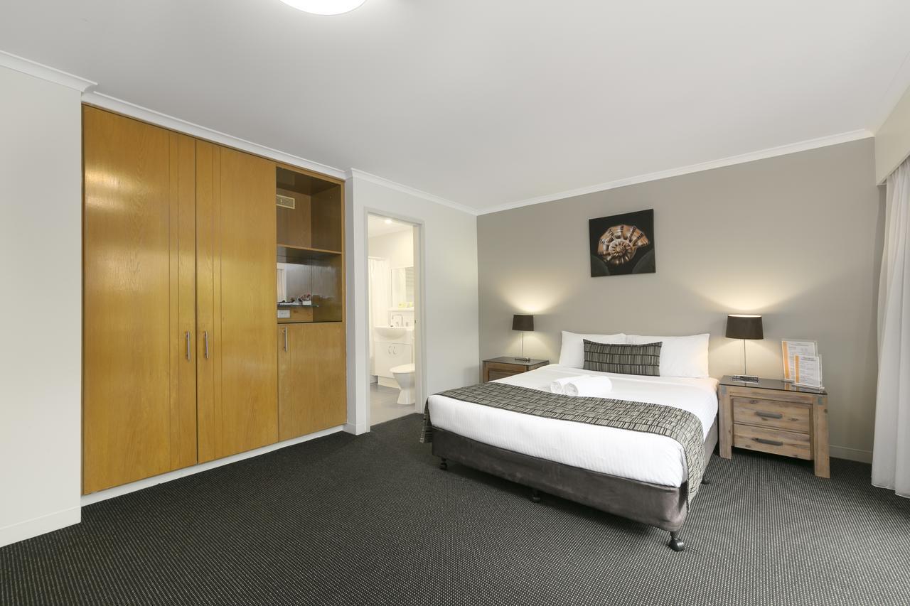 Mt Ommaney Hotel Apartments Brisbane Exterior foto